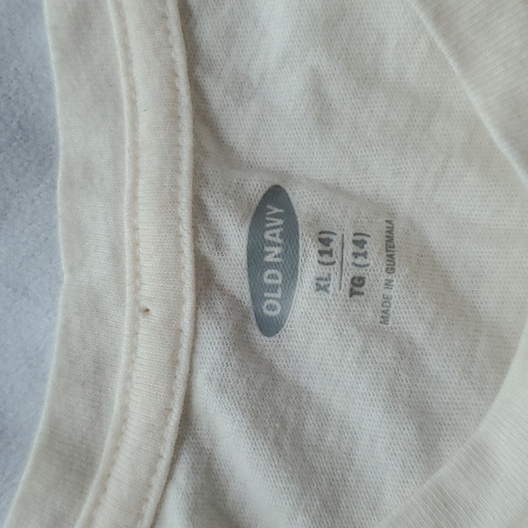 Old Navy Girls Sakura (Cherry Blossom) "Amour" Paris Cream Graphic T-Shirt - Picture 4 of 6